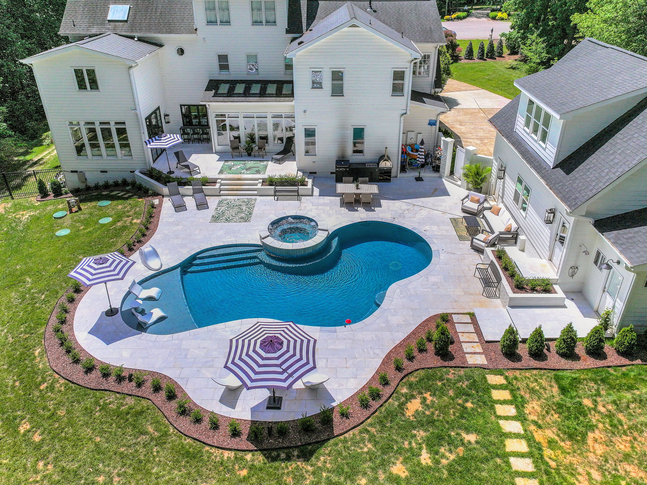 16_209_Claflin_Ct_Raleigh_NC_27614_USA-Exterior-djifly2025051912090600441747694958760photo