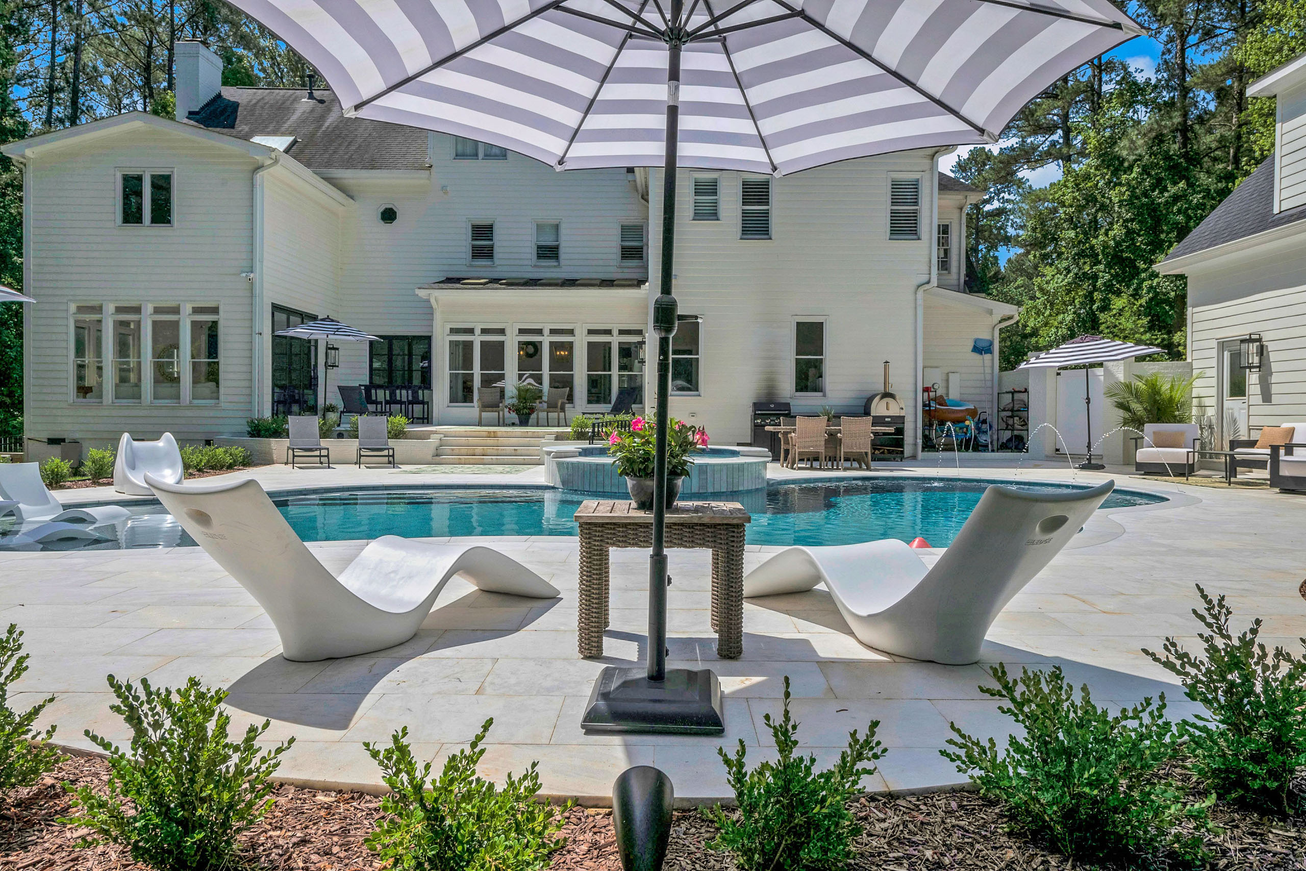 27_209_Claflin_Ct_Raleigh_NC_27614_USA-Exterior-DSC0625