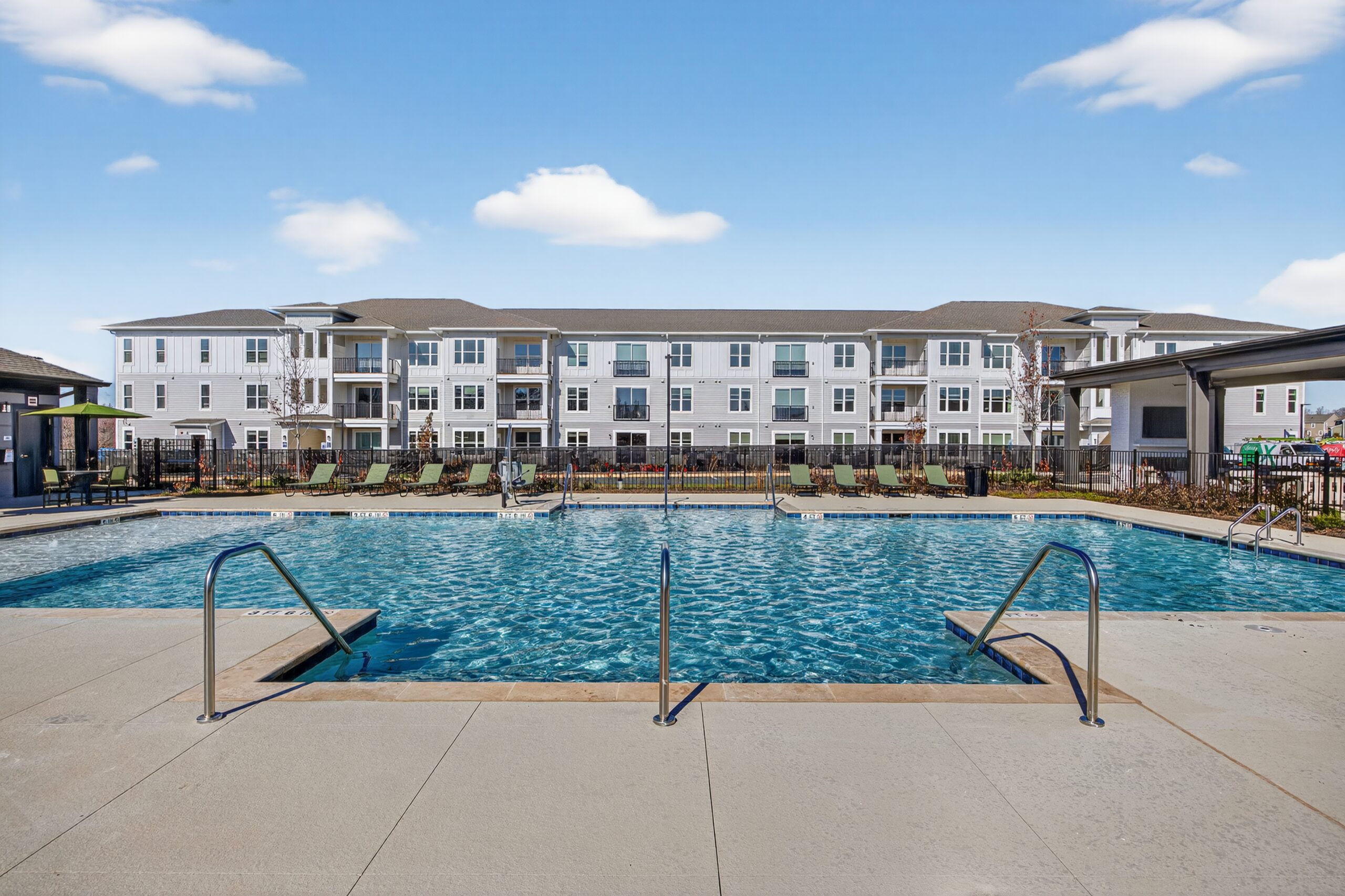 41_878_Rio_Rd_E_Charlottesville_VA_22901_USA-Exterior-878_Rio_Rd_HDR-9